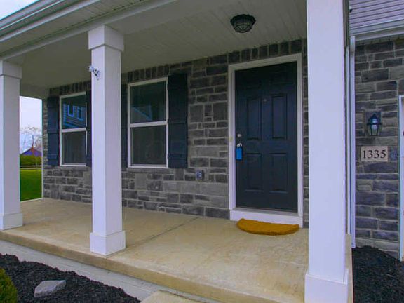 2nd image of 1335 Twelve Oaks Ct