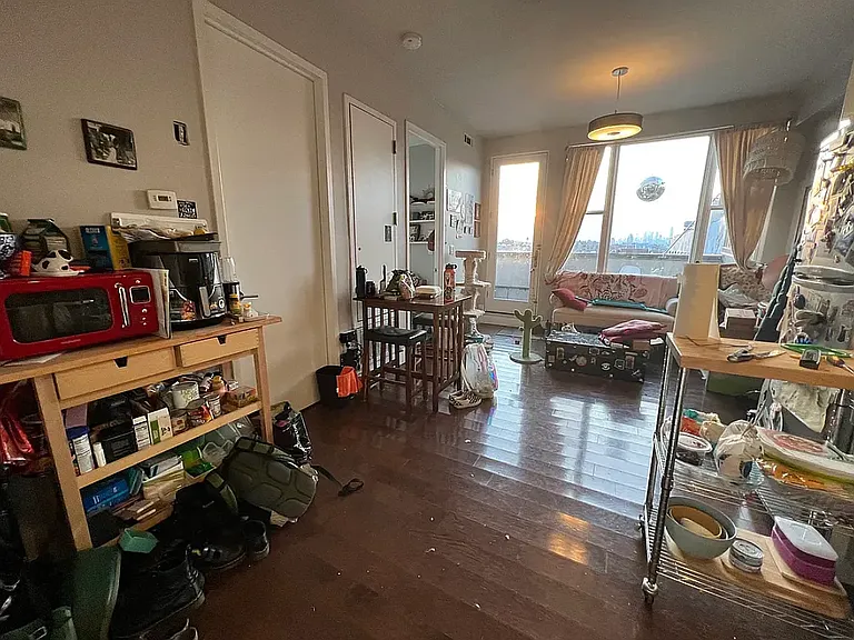 202 Starr St #4R — Photo 39