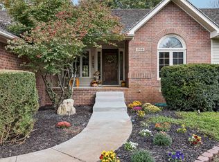 1508 S Creekside Ln, Wichita, KS 67230