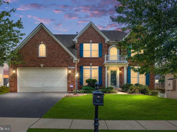 335 Preston Dr, Warrenton, VA 20186