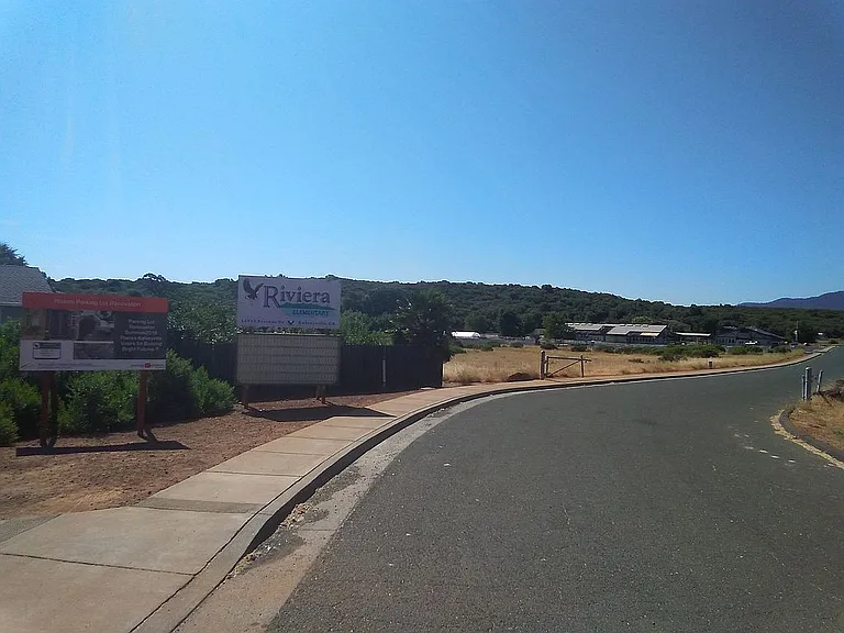 10161 El Capitan Way