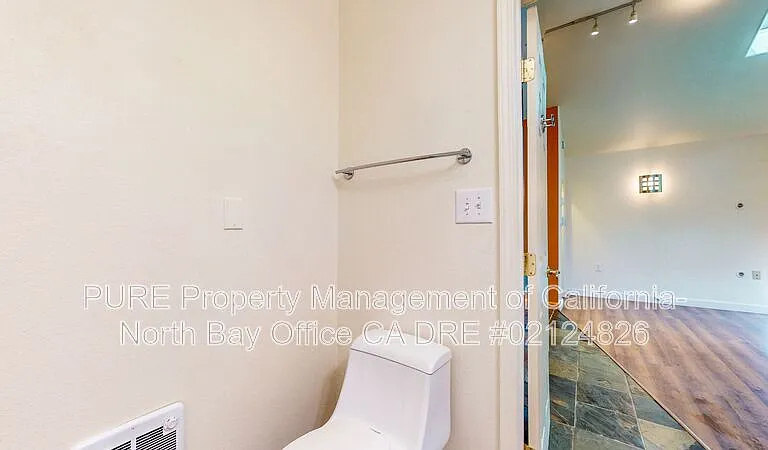 17475 Summit Ave #A — Photo 23