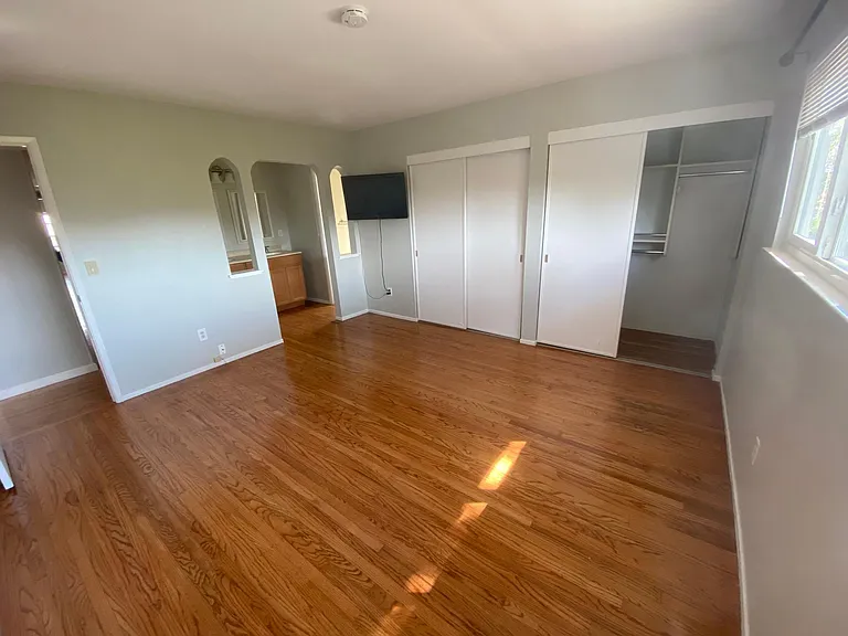 438 Cedar Hill Dr — Photo 17