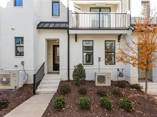 400 Bryan Pointe Dr Unit 102, Raleigh, NC 27608