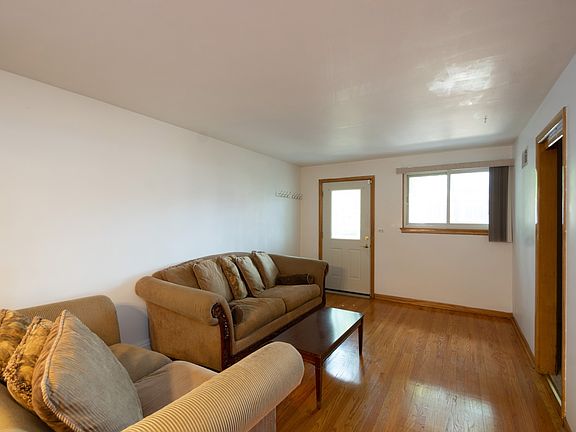 3rd image of 5107 N Kildare Ave