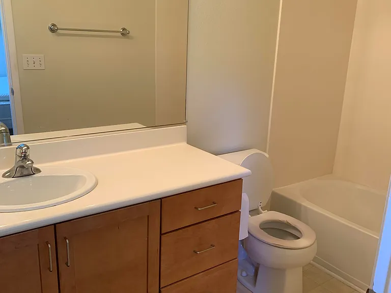 714 Kingsford Way — Photo 6