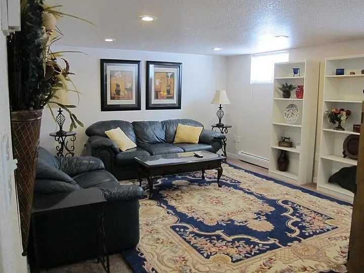2207 Court St #B — Photo 4