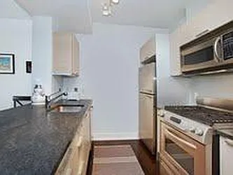 Rented by Domus Realty