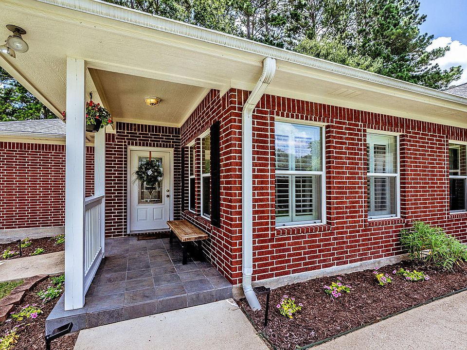 1st image of 501 Cherry Hills Dr