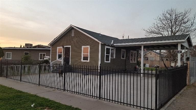 1st image of 1040 J St