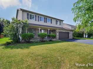 281 Fox Chase Ct, Oswego, IL 60543