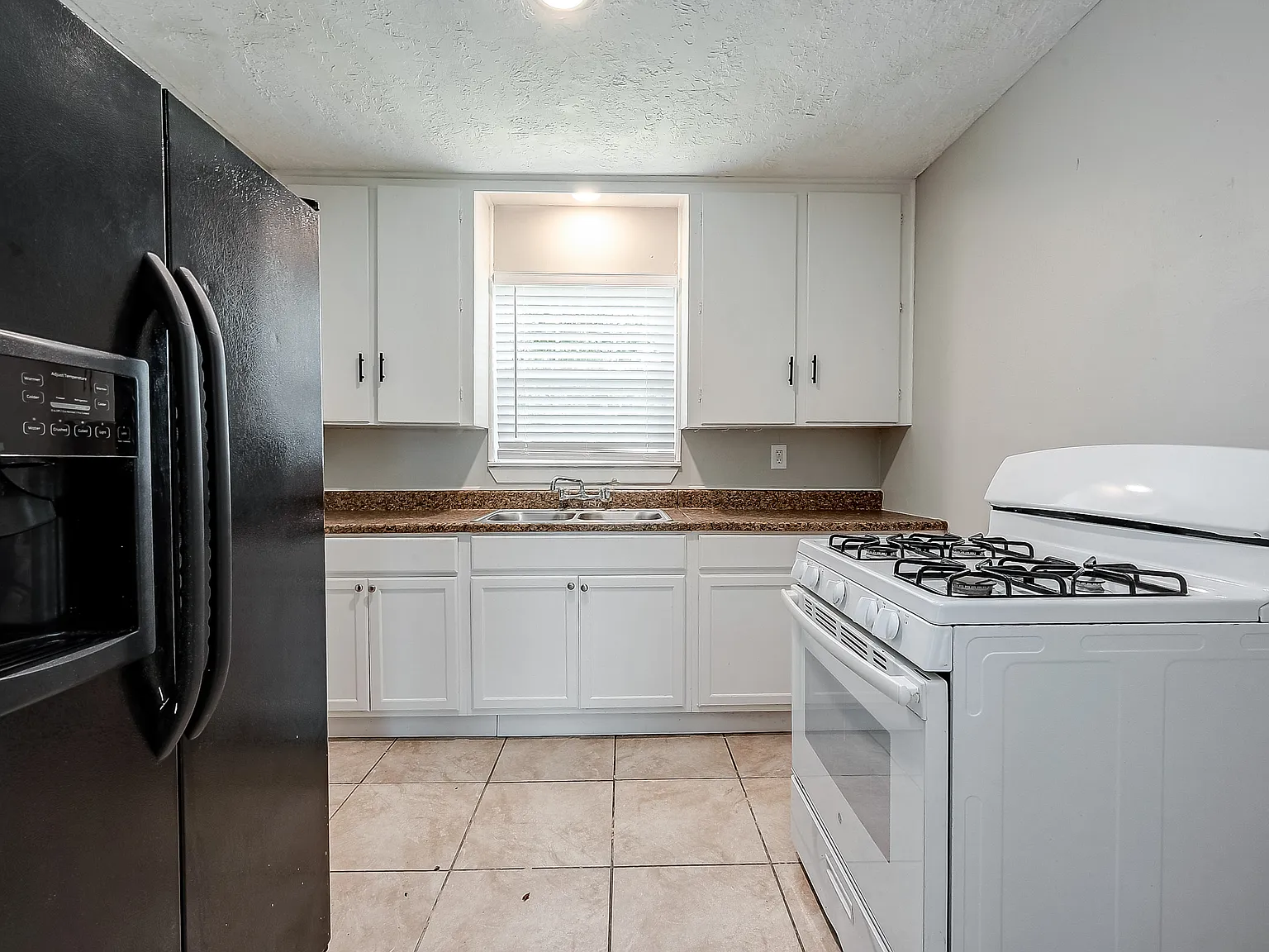 7621 Sundown Drive - 1 — Photo 3