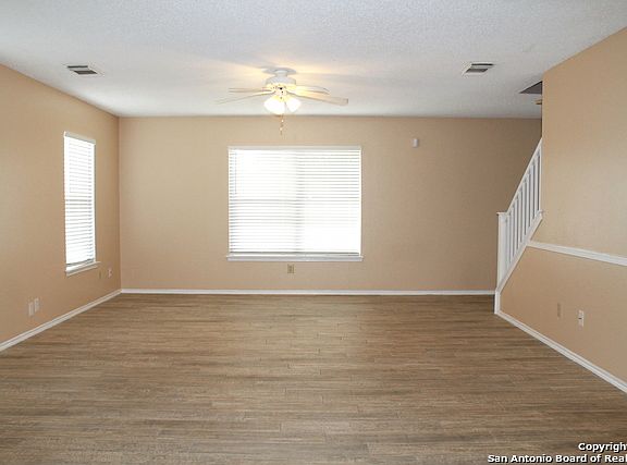 4th image of 10120 Sunset Pl