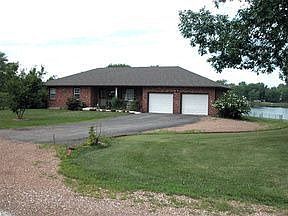2nd image of 11438 Lakeview Ct