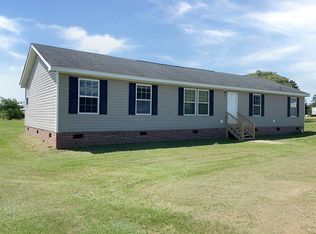 94 Artesian Spring Ln, Dunn, NC 28334