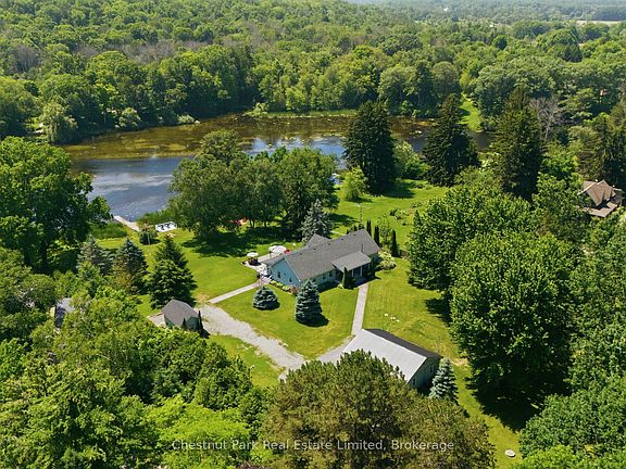 3rd image of 42 Morrison Point Rd