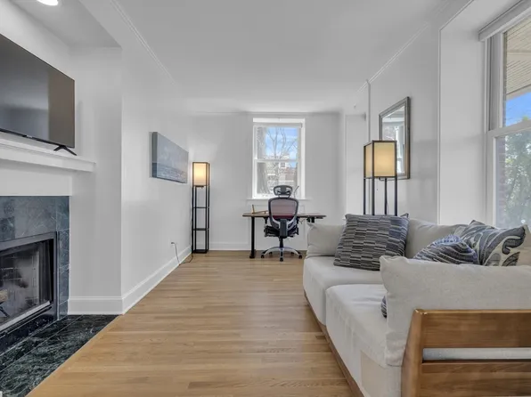 232 Summit Ave #A1, Brookline, MA 02446