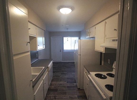 4th image of 3407 Willowrun Cv APT C