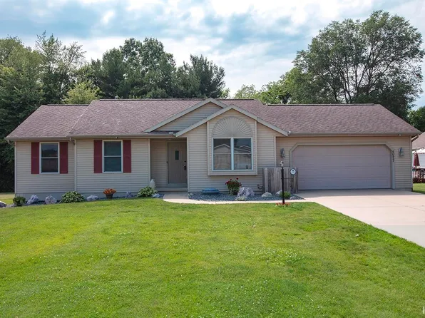 50937 Beach Dr, Elkhart, IN 46514