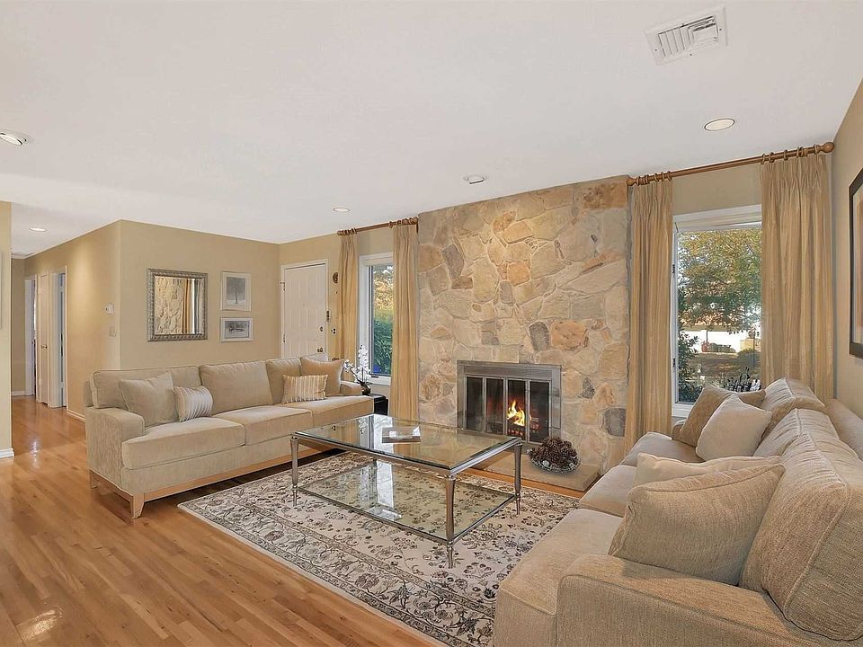 1st image of 6 Margaret St