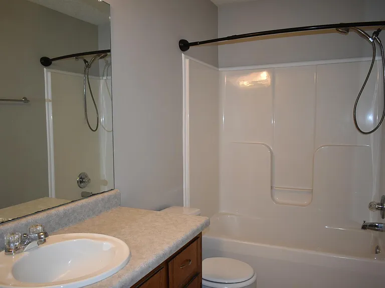 153 Monarch Ln — Photo 2