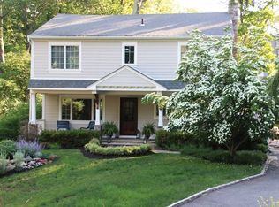 3 Riverview Dr, Boonton Township, NJ 07005