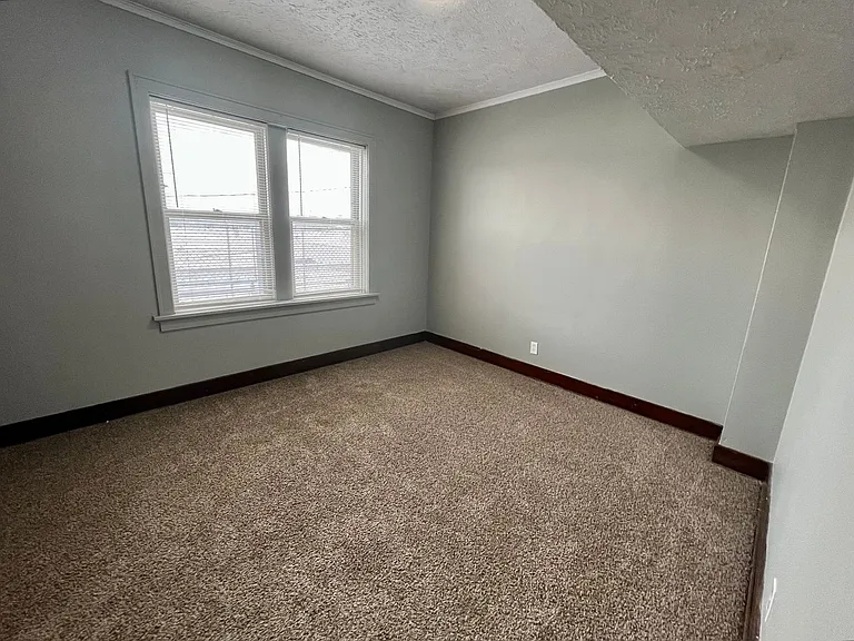 2221 Jones St — Photo 9