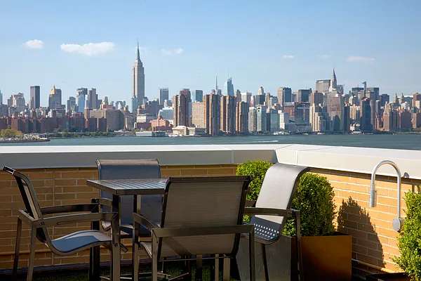 Rented by Bozzuto Management | media 7