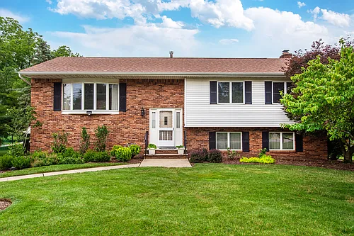 14 Hinchman Ave Photo 1