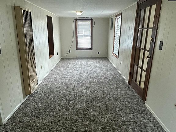 5th image of 421 N Webb St