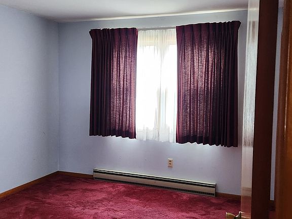 5th image of 1007 W 7th St