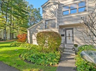 154 Branchwood Ln, Nanuet, NY 10954