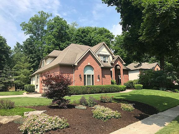5th image of 5163 Forest Run Dr