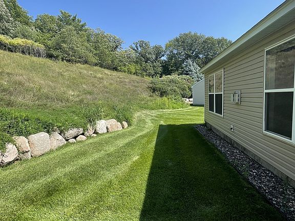 5th image of 1694 Oakbrooke Ct #1