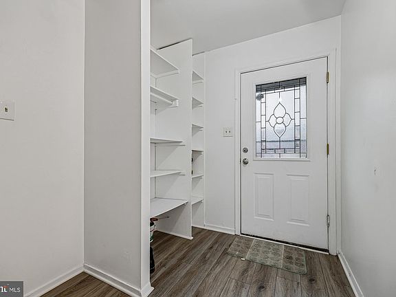 4th image of 58 Apple Way