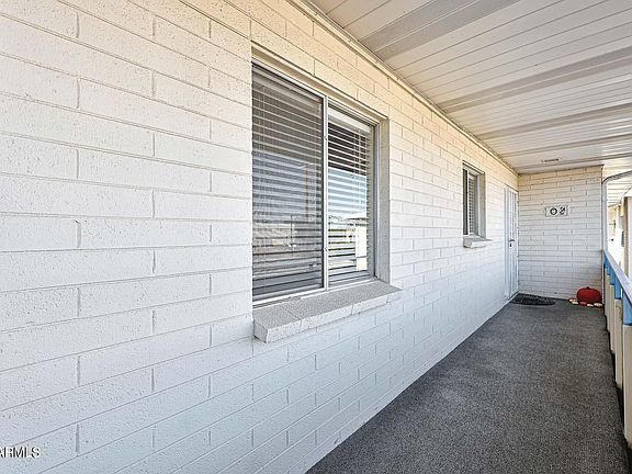 2nd image of 100 W MARYLAND Avenue #O2