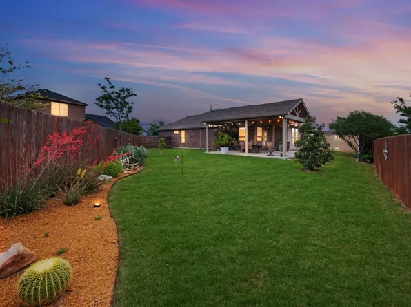 1100 Bowes Ct, Justin, TX 76247
