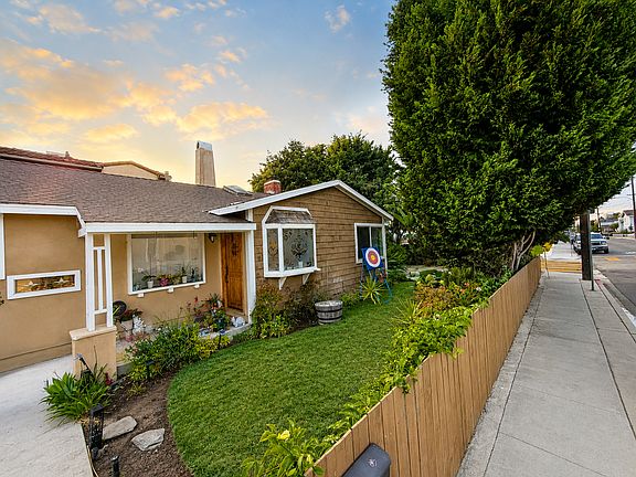 2nd image of 2022 Ernest Ave