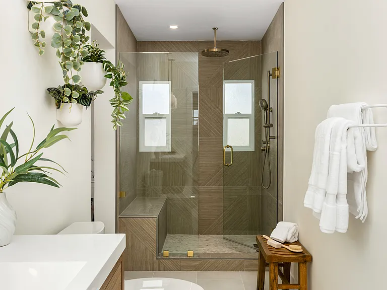 216 S Clementine St #3 — Photo 3