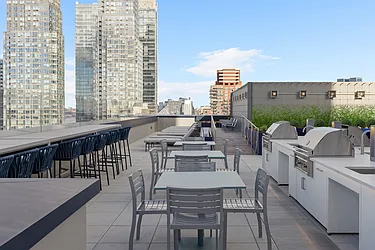 Lyra at 555 West 38th Street in Hudson Yards