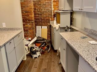 355 Hanover St APT 1, Boston, MA 02113