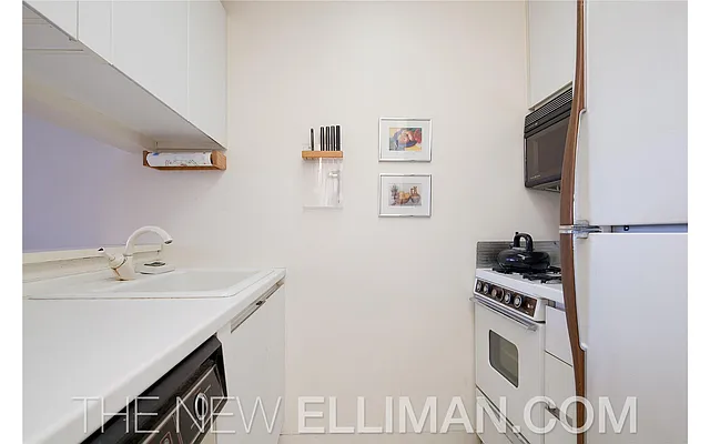 Sold by Douglas Elliman | media 3