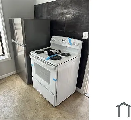 2408 Cambreleng Ave #13 — Photo 4