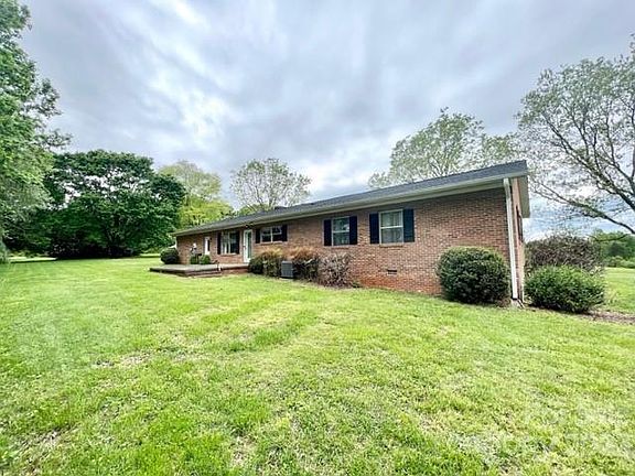 2nd image of 174 Stamey Payne Ln