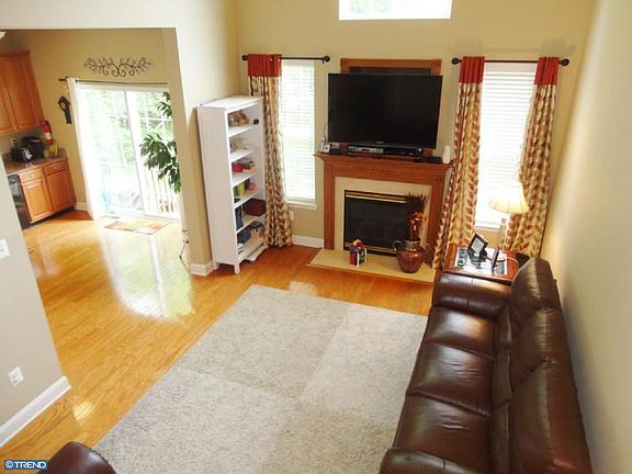 2nd image of 74 Weaver Dr