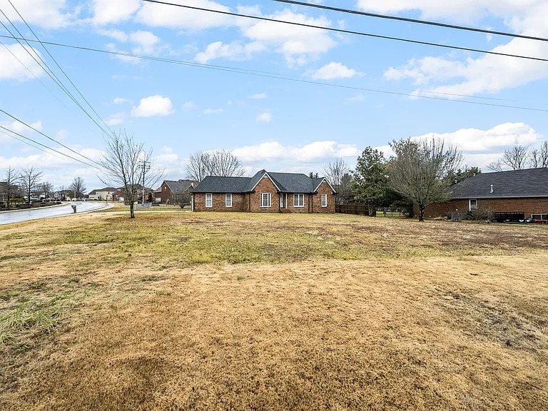 1015 Brinkley Rd — Photo 35