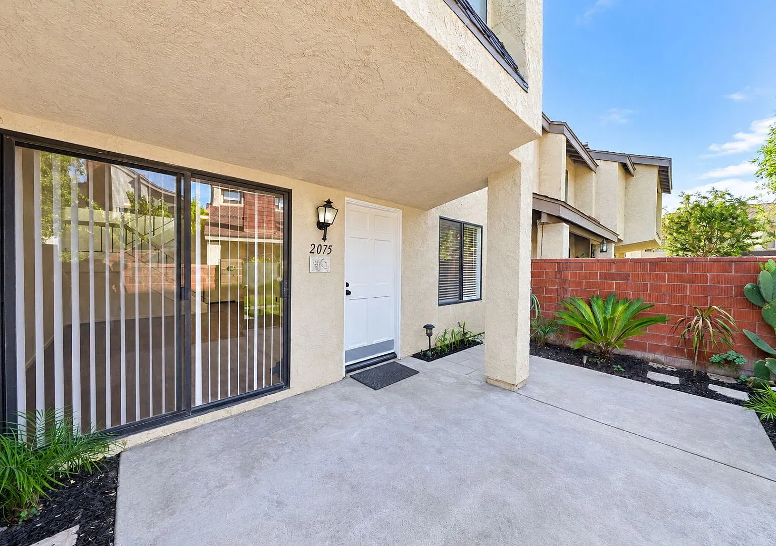 Great Location, Close to Disney 3 Bedrooms TownHome — Photo 2