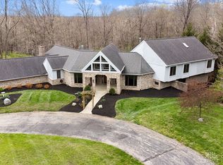 6831 Timberlands Dr, Dayton, OH 45414