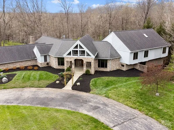 6831 Timberlands Dr, Dayton, OH 45414