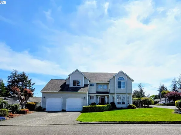 2383 Oregon Ave, North Bend, OR 97459